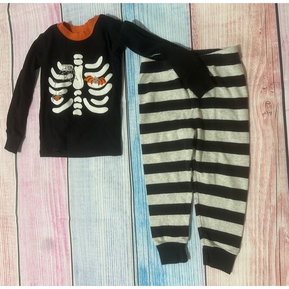 Gymboree Halloween 18-24 Month Pajamas Black Gray and Orange Skeleton Cotton